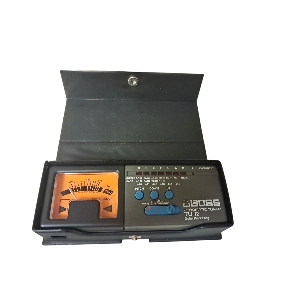 Boss Chromatic Tuner TU-12 Digital Processing Multi Instrument Tuner - Picture 4 of 11
